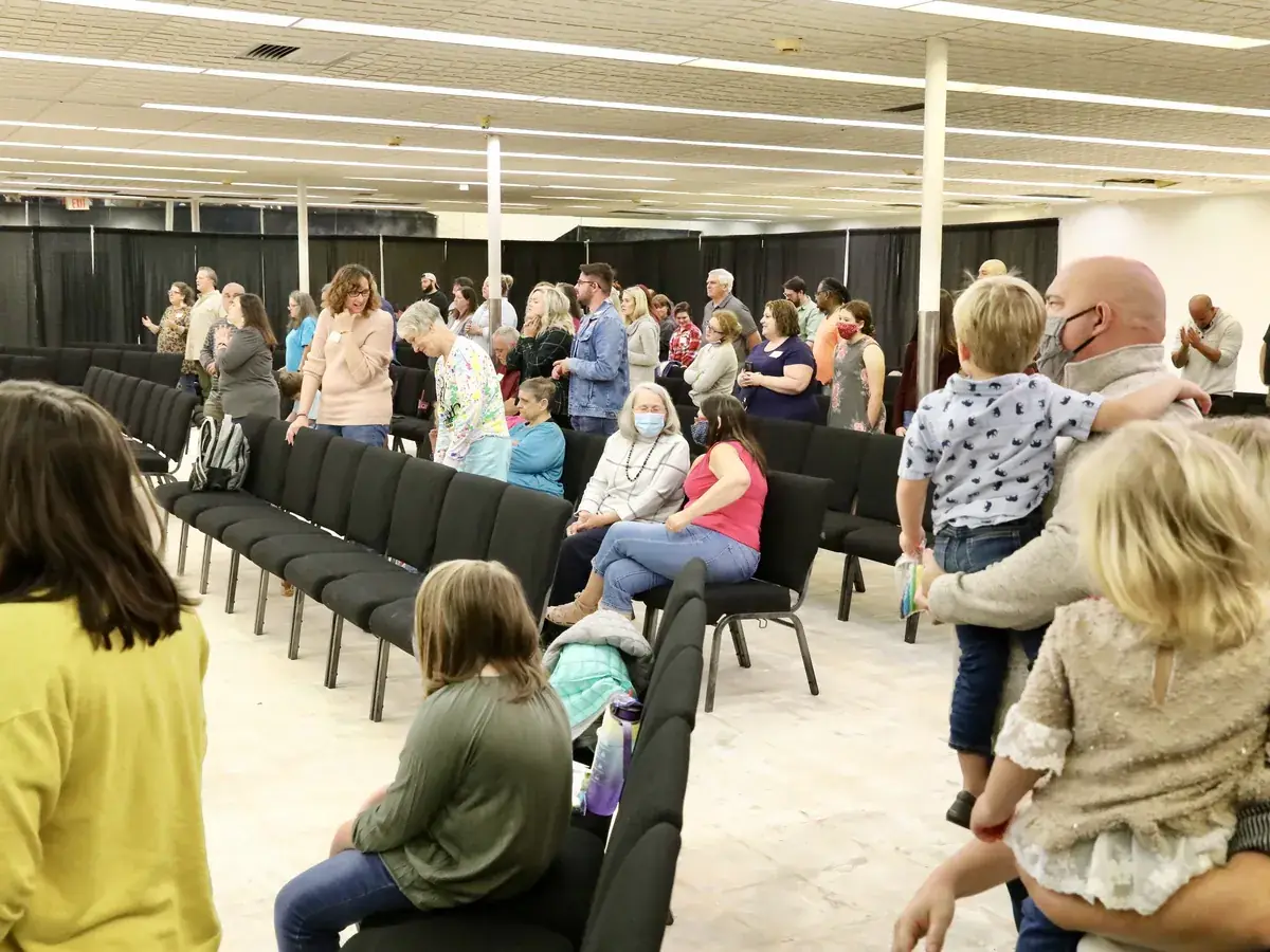 The congregation gathered in the Union Street room